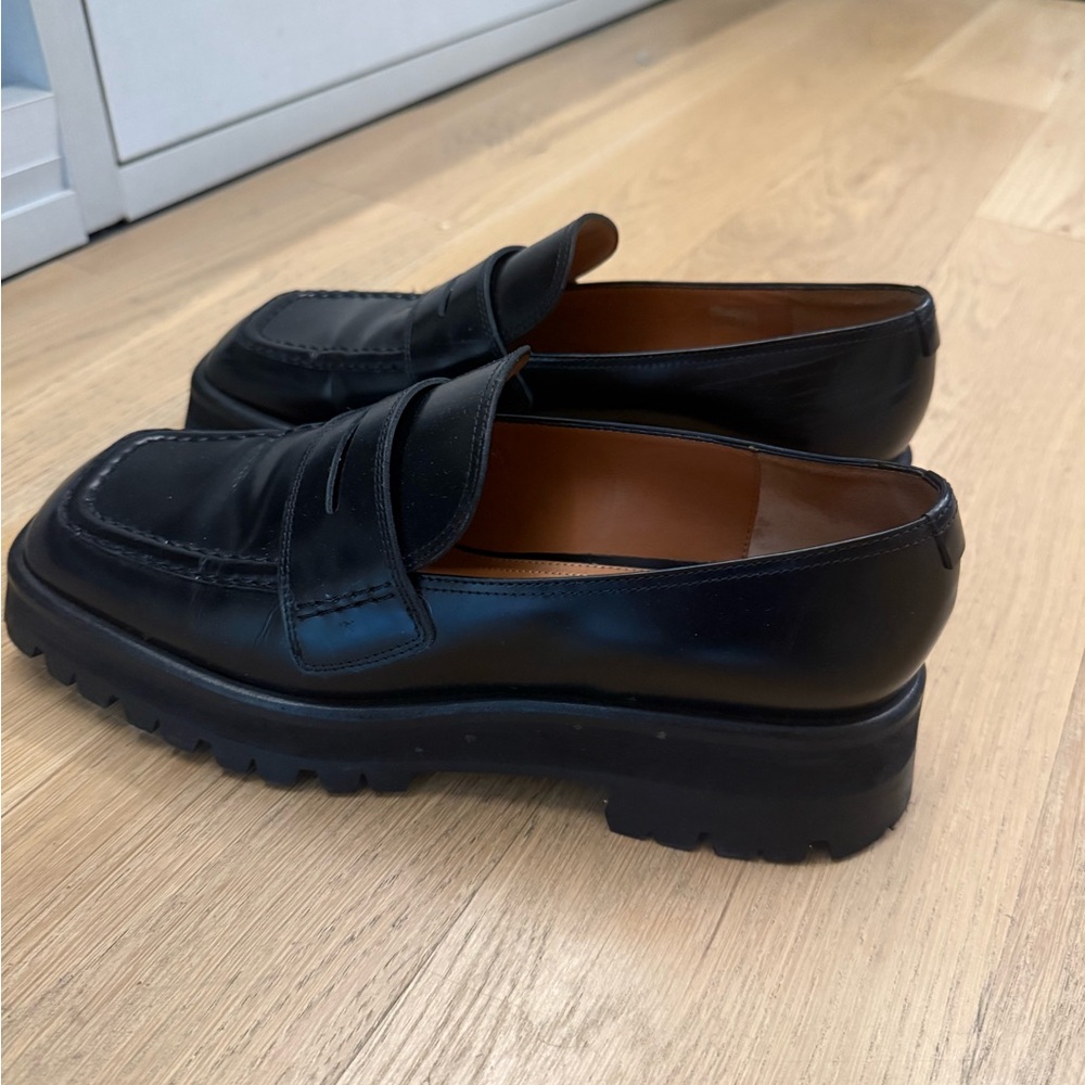 Labucq Mika Loafers in Black | Womens's size 40 (EU) 9.5 (US)